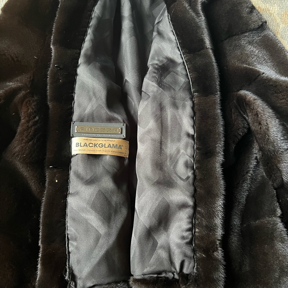 Mink jacket - Picture 14 of 17
